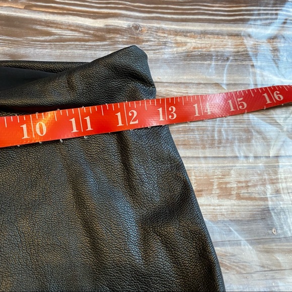 Commando Perfect Control Faux Leather High Rise Raw Hem Stretch Leggings Black L - Picture 9 of 11